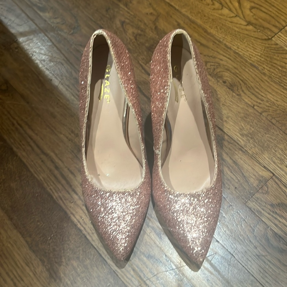 Women size 8 Rose Gold Sequin Pumps, Women shoes